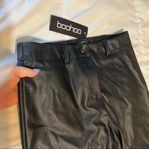 Black leather pants Boohoo - Picture 2 of 4